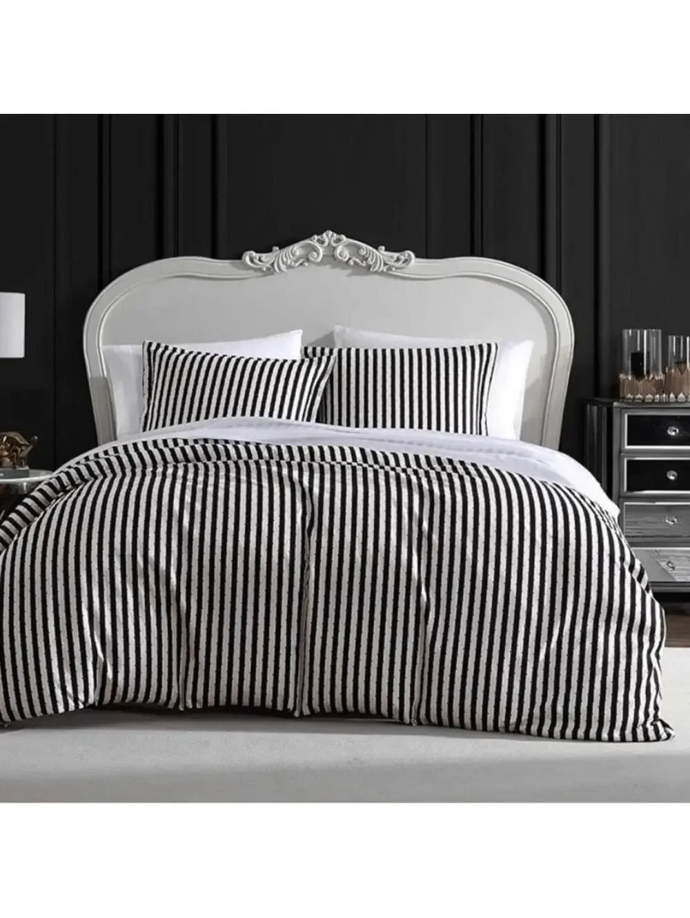 NEW Betsey Johnson KING DUVET SET Black White Stripe Cover Pillow Cases NIP